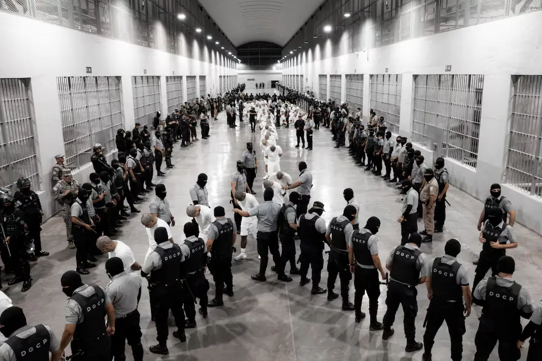 El Salvador Exception Leaves Thousands of Kids Fatherless